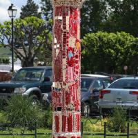 Ma colonne d'Issoire 2025 - Welded, powdercoated and painted steel- 240 x 85 x 76 cm