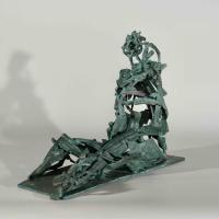 Seated woman 1995  Welded bronze, unique piece - Height : 13,18 in